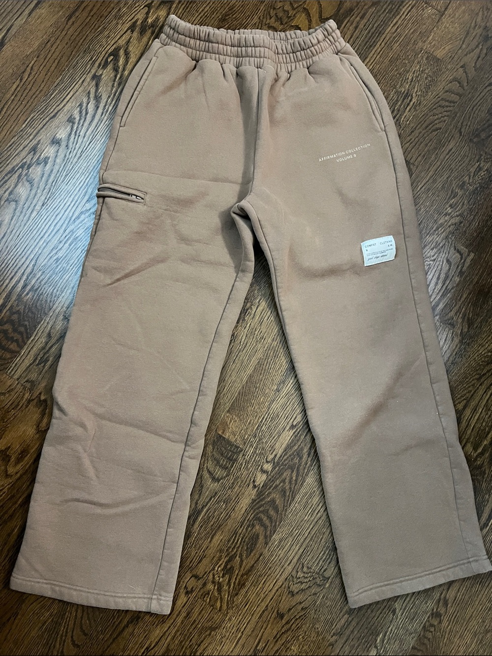 Comfrt affirmation sweatpant - M